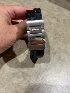 NWT Fossil Men's Black Multi‑Layer Leather Wrap Bracelet with Silver Clasp